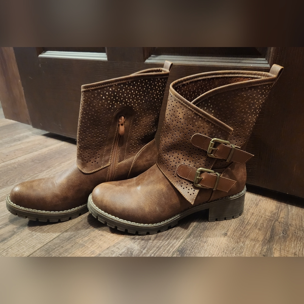 Elegant Brown Ankle Booties with Buckle Detail